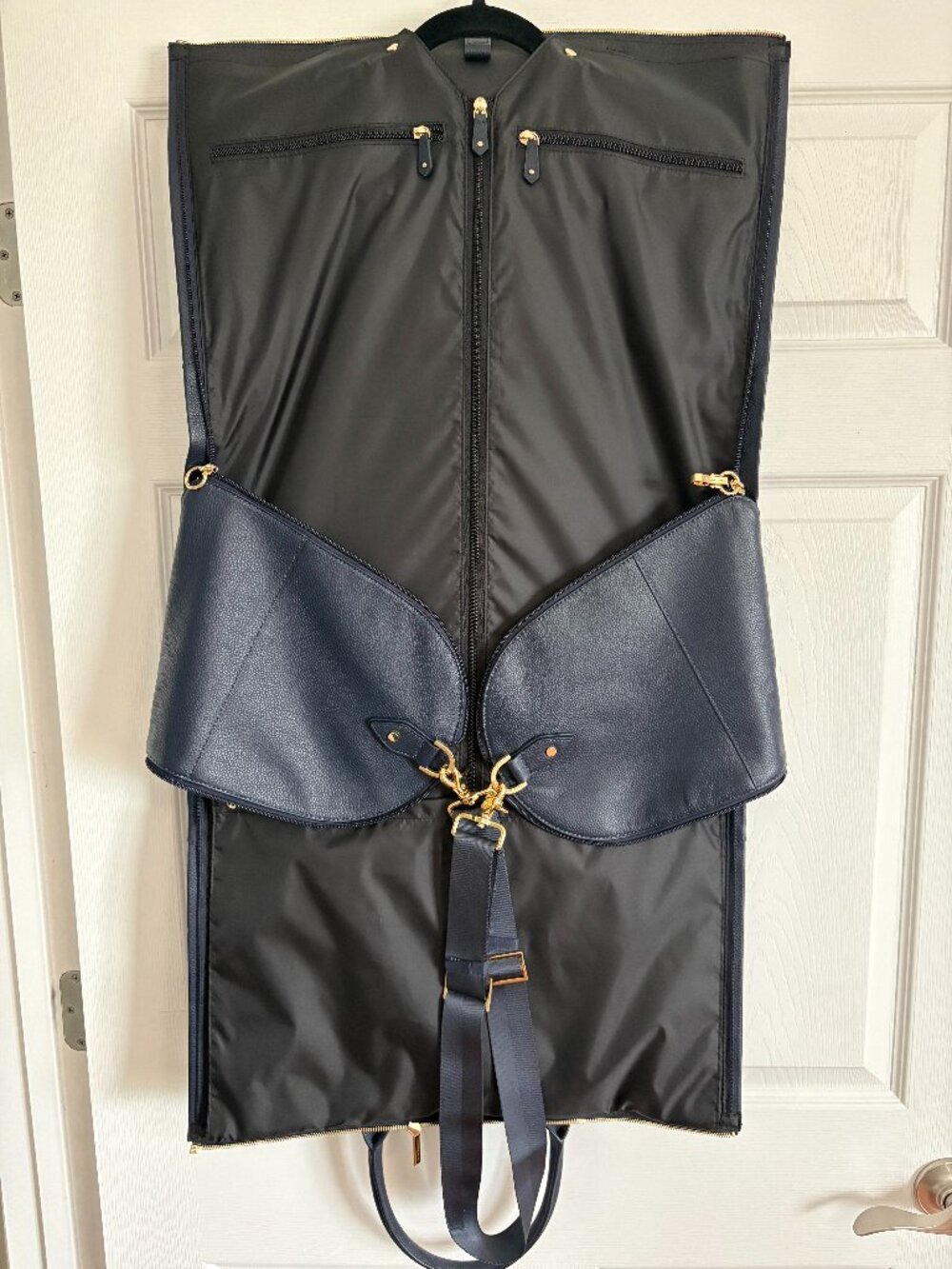 Hook & Albert Leather Garment Weekender in Navy - Used 1 Time